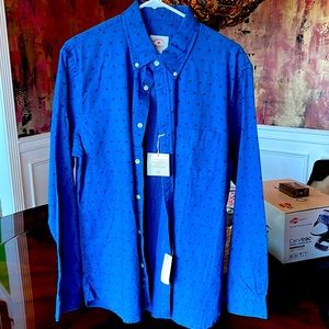 NWT brooks brothers I’m too big for this shirt I’m 230 pounds can’t wear large